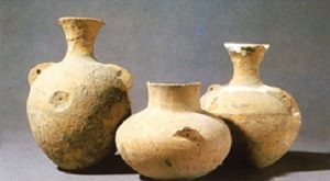 Potten voor het maken van Yellow Wine, ca 9000 jaar geleden